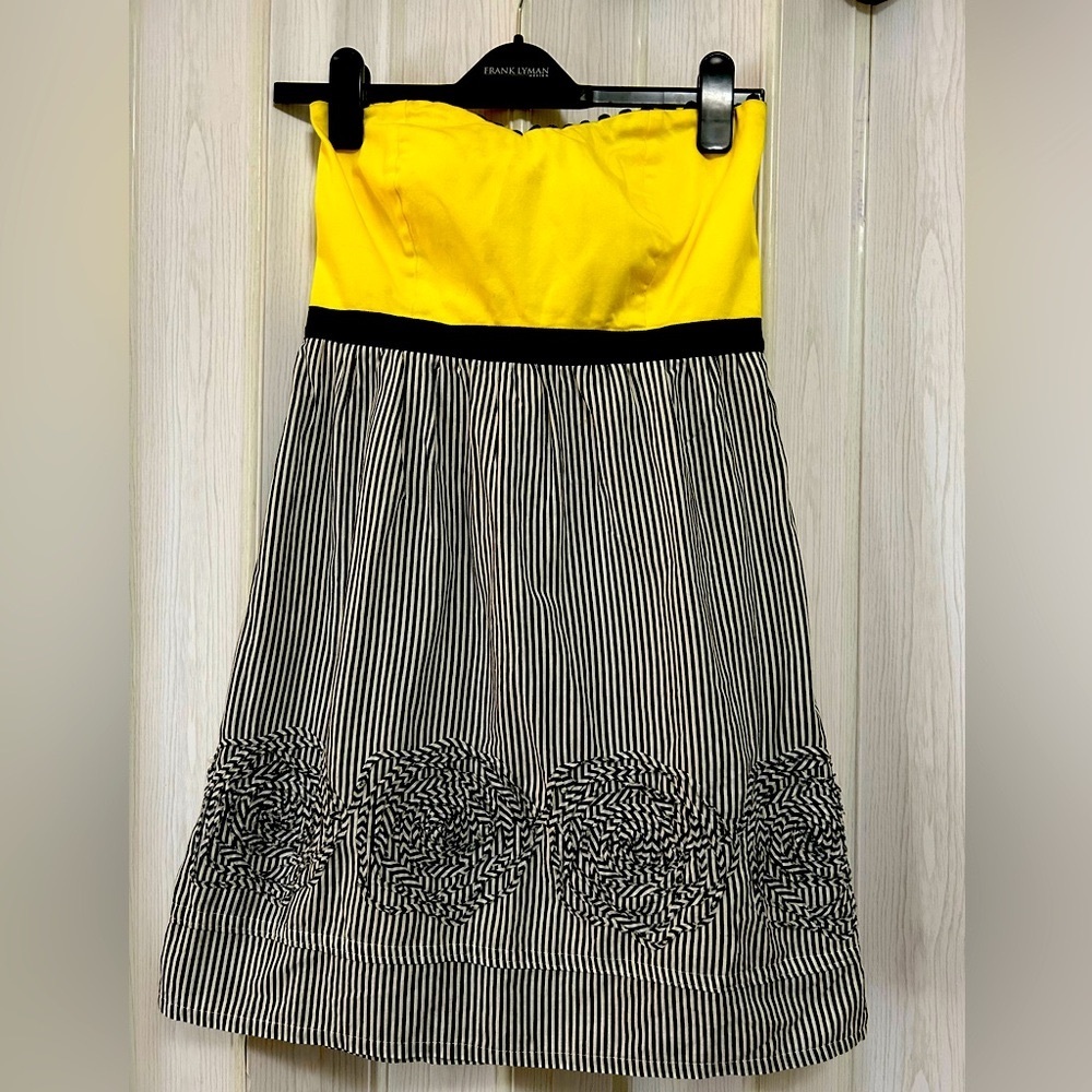 Judith March black, white, and yellow strapless dress
